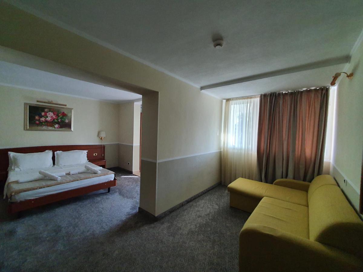 Hotel Bavaria Blu And Conference Centre 4*