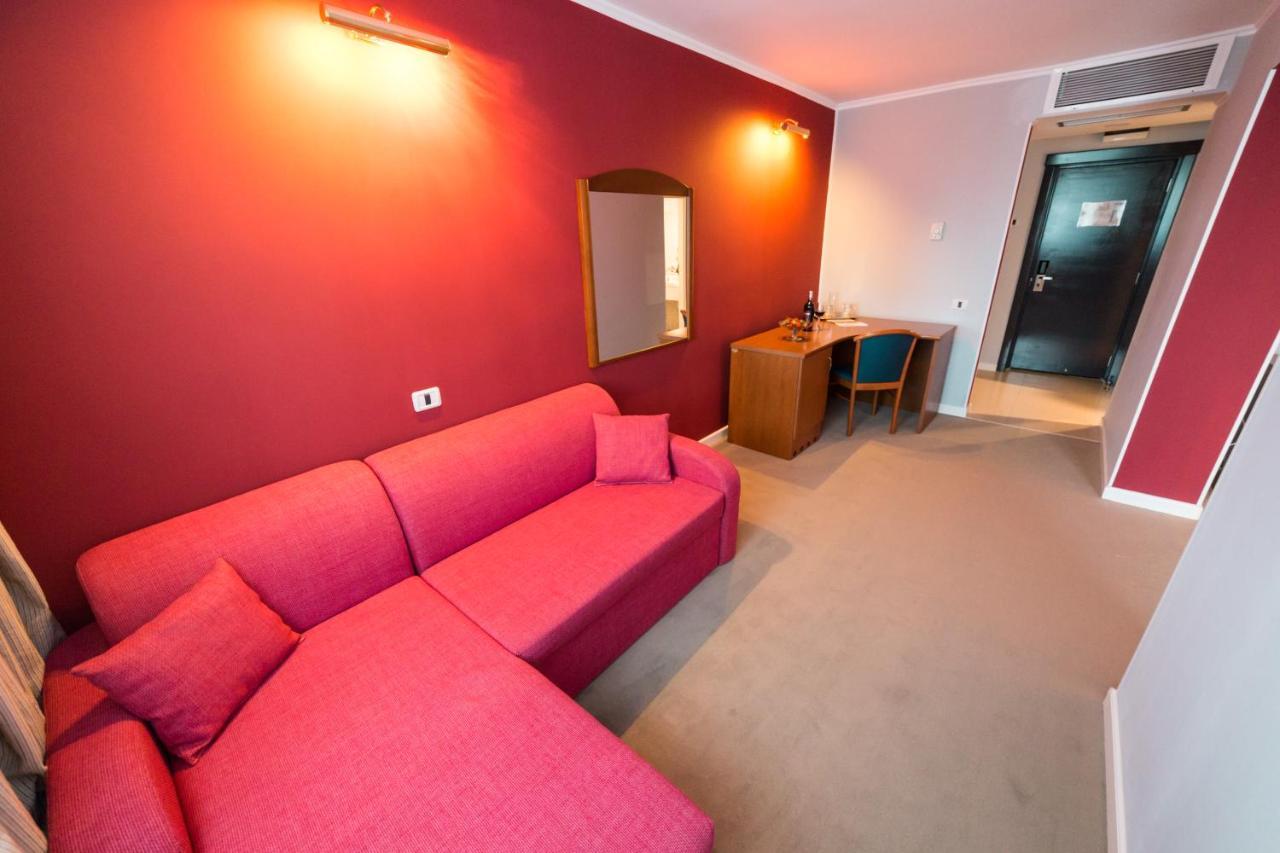 Hotel Bavaria Blu And Conference Centre 4*